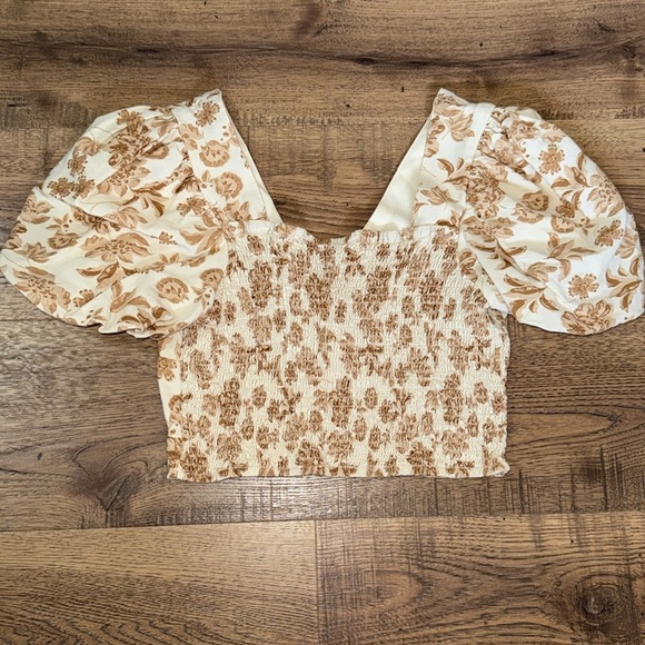 MIDNIGHT SKY Floral Puff Sleeve Crop Top - Cream and Brown - Picture 2 of 5
